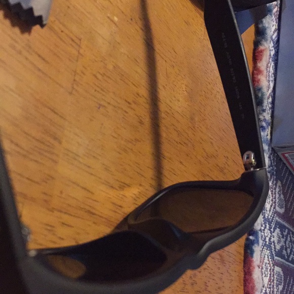 Raybans - Picture 6 of 7